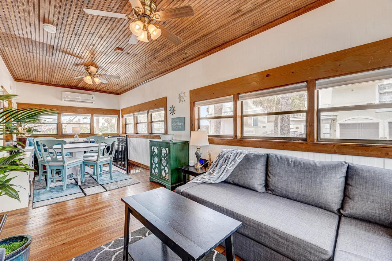 Atlantic Shores Getaway Steps From Jax Beach Private House Pet Friendly Near To The Mayo Clinic - Unf - Tpc Sawgrass - Convention Center - Shopping Malls - Under 3 Hours From Disney Jacksonville Beach Exterior photo