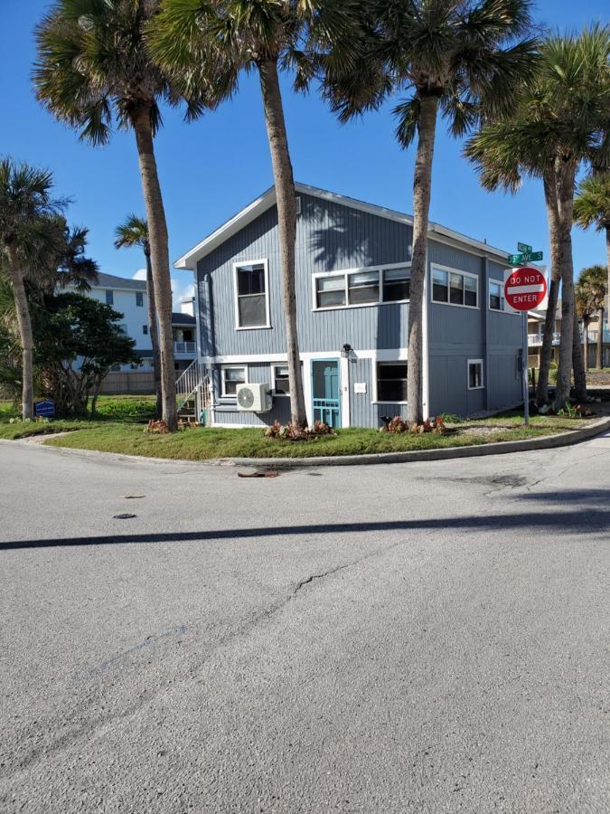 Atlantic Shores Getaway Steps From Jax Beach Private House Pet Friendly Near To The Mayo Clinic - Unf - Tpc Sawgrass - Convention Center - Shopping Malls - Under 3 Hours From Disney Jacksonville Beach Exterior photo